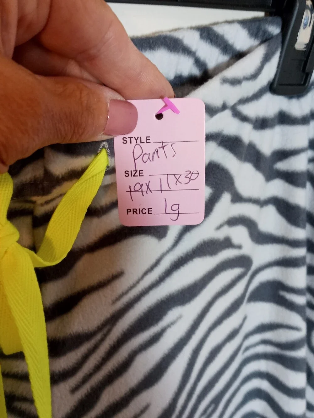 Gorgeous Sonoma Large Tiger Striped Long Sleeve pajama set